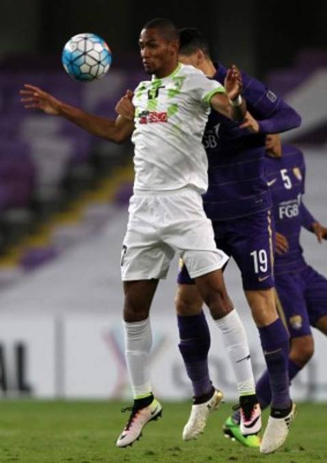 Jerry Bengtson anota en la Liga de Campeones de Asia