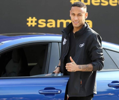 Los espectaculares autos de lujo que regalaron a jugadores del Barcelona