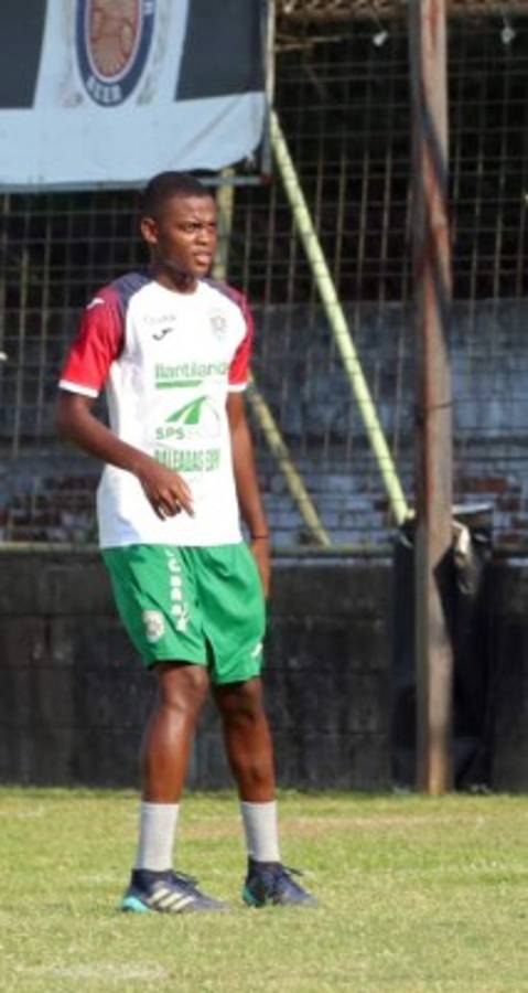 Héctor Vargas y su posible 11 ante Real España en el clásico sampedrano