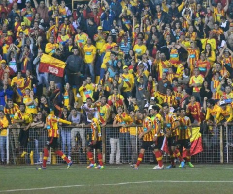 ¿Mete miedo? El pequeño estadio del Herediano-Motagua