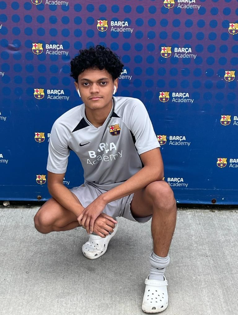 ¡Nuevo legionario! Hondureño de 17 años ficha por equipo en la Tercera División de España