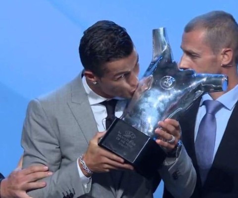 Las fotos más curiosas que dejó el sorteo de Champions con Messi y CR7 de protagonistas