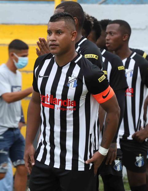 Fichajes: Sacudida en Honduras, Real Sociedad rescinde al DT italiano y Edwin Rodríguez es noticia