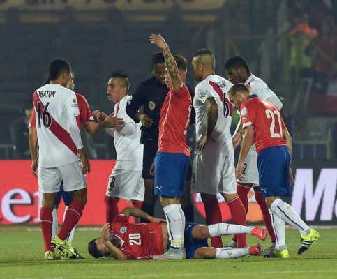 Chile venció 2-1 a Perú y pasa ala final de la Copa America 2015