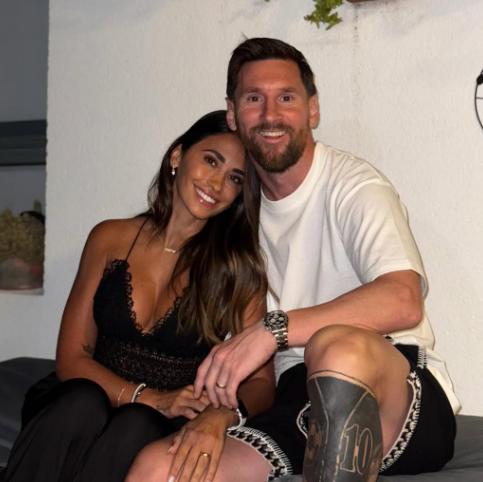 Una modelo asegura que tuvo un encuentro con Neymar y lo que reveló sobre Messi: “Me envió un mensaje”