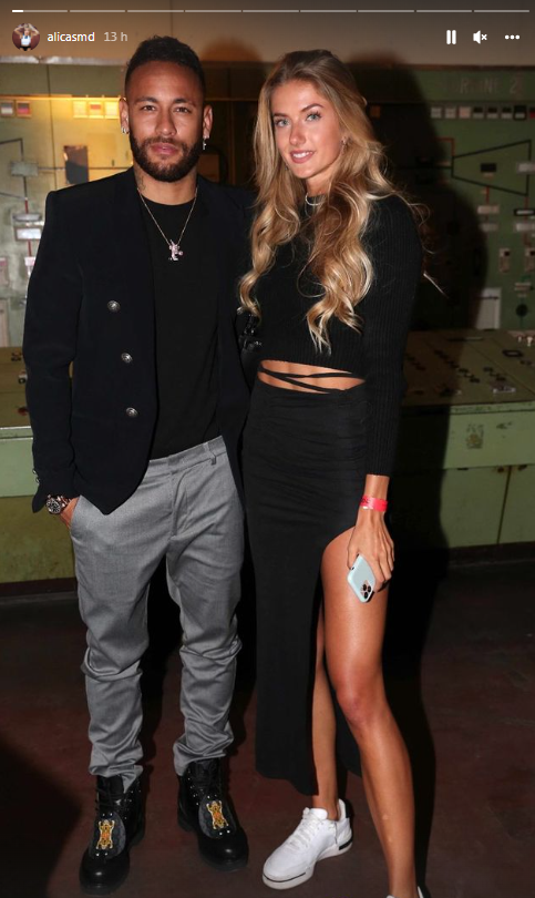 Así es la nueva máquina de Neymar: acompañado de la atleta más sexi del mundo y lució unas valiosas botas