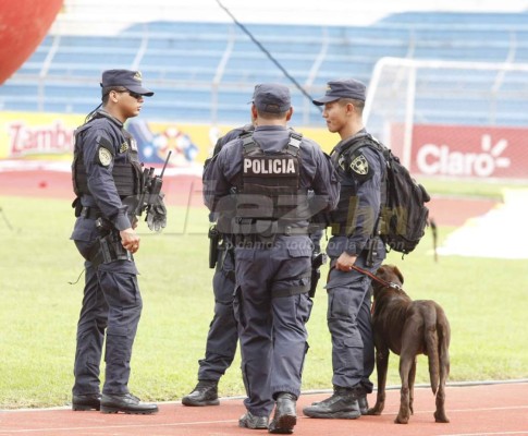 NO VISTE EN TV: La revisión a Costly y aquí vieron el juego Elis y Maynor