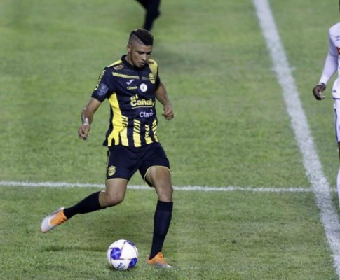 Con Ramiro Rocca solo en punta: El 11 confirmado de Real España para pegar primero al Olimpia