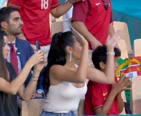 Bellezas: Georgina Rodríguez y sus amigas deslumbran en el estadio durante el Portugal-Bélgica