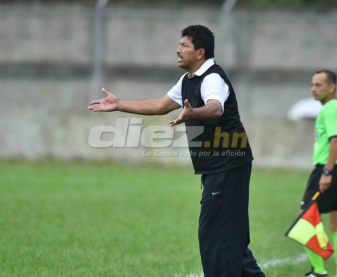 NO VISTE EN TV: Un 'espontáneo' en Tocoa y el noble gesto de Costly