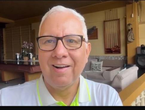 Everardo Herrera, periodista deportivo de Costa Rica.