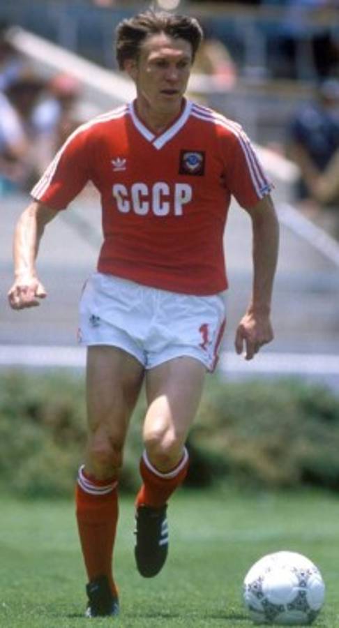 Con tres del Barcelona: El increíble 11 de cracks que estuvieron a punto de jugar en Real Madrid