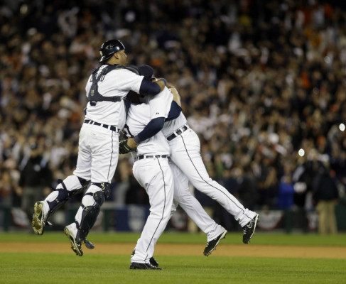 Tigres barren a los Yanquis en Serie de Campeonato.