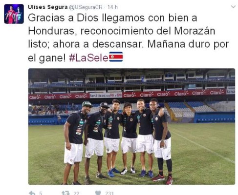 Futbolistas ticos dejan mensajes en redes sociales