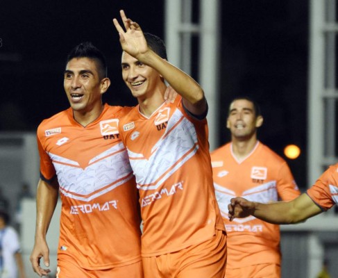 Así sería el once de la Selección de Honduras solo con legionarios