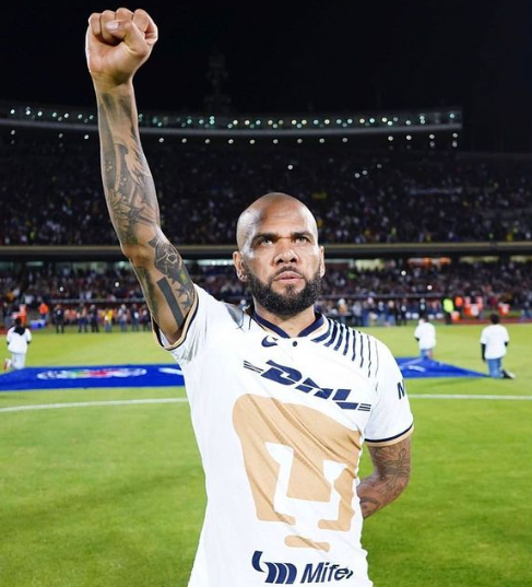 Dani Alves: salió a la luz quién pagó la fianza para su libertad y lo que tuvo que ofrecer a cambio