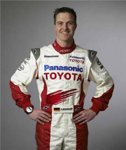 Famoso piloto de Fórmula 1 anuncia que es gay y presenta su novio: “Después de dos años, por fin pueden mostrar su amor”