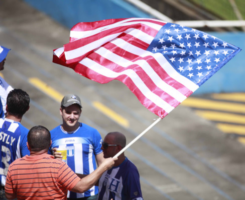 Gran Ambiente previo al Juego entre Honduras VS USA.