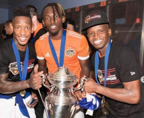 Los legionarios hondureños que han sido campeones en el extranjero