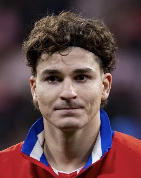 Barcelona toma decisión con Julián Álvarez y elige el fichaje que nadie esperaba para reemplazar a Lewandowski: Muchos gallos