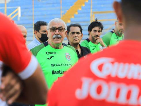 Manuel Keosseián es el técnico más ganador en la historia del Marathón.