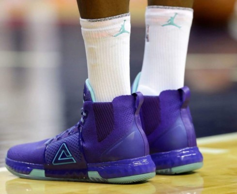 Los deportistas y su calzado más extraño que seguramente no has visto