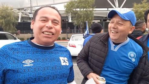Ambientazo en el BMO Stadium: color catracho, clima frío en Los Ángeles y el uniforme que usó Honduras ante El Salvador