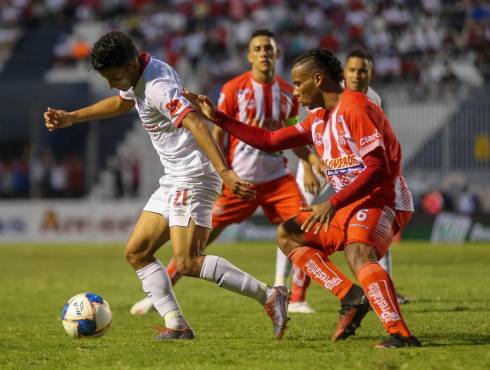 Enfrentamiento entre José Mario Pinto y Roger Sander