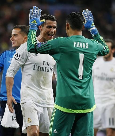 ¿Real Madrid 2.0? La lista de fichajes de peso que desea concretar el Al Nassr; Cristiano lo pidió y el crack del Barcelona