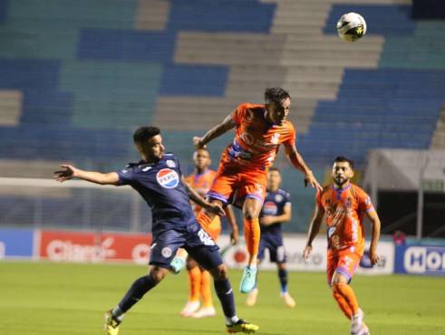 Motagua vapulea a la UPNFM en el inicio del Apertura 2024 con hattrick incluido de Agustín Auzmendi