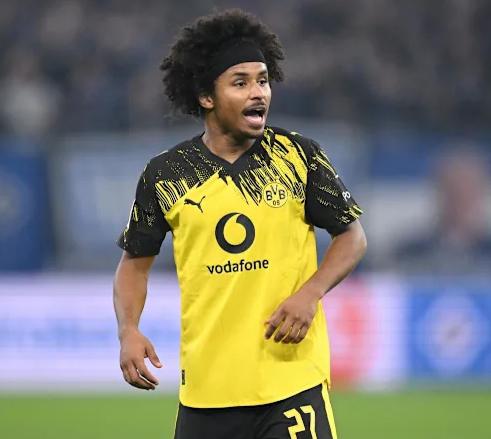 El insólito motivo por el que la estrella del Borussia Dortmund dejaría el club: la petición de su novia