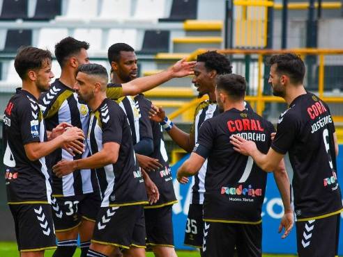 ¡Intratable! Bryan Róchez marcó su tanto número 12 con el Nacional de Madeira y es el máximo goleador en la segunda de Portugal