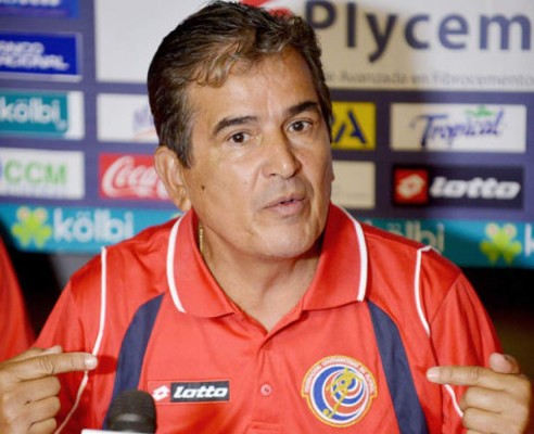 'Bolillo' Gómez y Jorge Luis Pinto, dos técnicos amigos de las polémicas