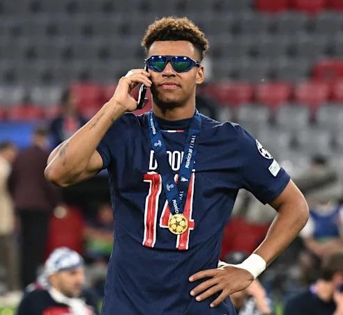 Los jugadores más jóvenes a seguir en la temporada 2025-26; dos debutaron en Primera División con 15 años