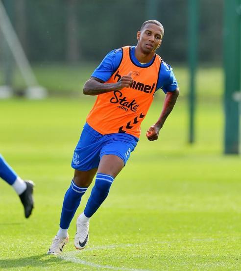 ¡Partido histórico! Una figura de Inglaterra enfrentará a su hijo en la FA Cup: “Los sueños pueden hacerse realidad”