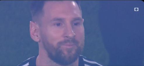 El llanto de Dibu Martínez y periodista de Argentina, dolor de Messi, el insólito juego de Panamá y la caravana en el Monumental