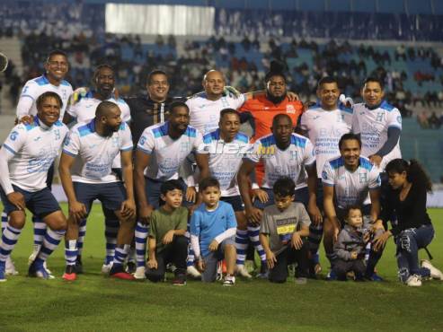 Así salió la Selección Mundialista: Henry Enamorado; Sergio Mendoza, Jhonny Palacios, Hendry Thomas, Emilio Izaguirre; Dani Turcios, Amado Guevara, Rambo de León, Wilson Palacios; Carlos Pavón y Carlo Costly. FOTOS: Mauricio Ayala | Andro Rodríguez | David Romero.
