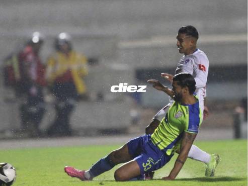 Olimpia goleó al Olancho FC en la semifinal de vuelta del torneo Apertura 2024 de Liga Nacional de Honduras. FOTO: Estalin Irías | Alex Pérez.