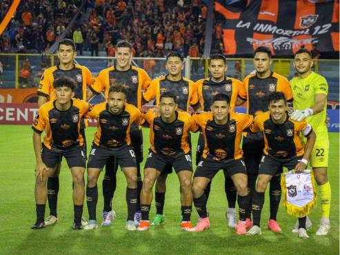 45+5’: ¡FINALIZA EL PRIMER TIEMPO! ÁGUILA 0-0 OLIMPIA.