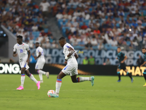 La Selección de Haití perdonó dos acciones claras en los primeros minutos del partido. FOTO: Mauricio Ayala.