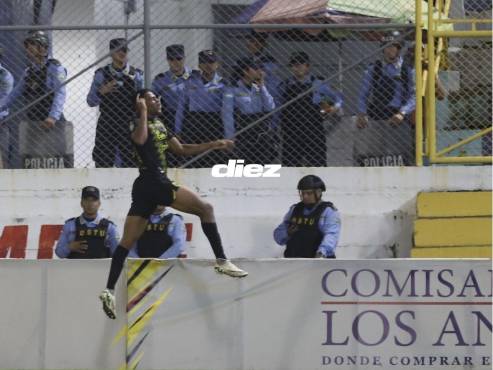 Real España ganó su primer clásico moderno del 2025. FOTO: Mauricio Ayala | Yoseph Amaya.