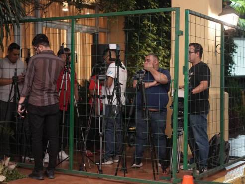 Prensa azteca se calienta porque fueron “enjaulados” por instrucciones de la Selección Mexicana en el hotel de concentración