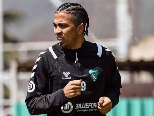 Rigoberto Rivas no entra en los planes del DT de Kocaelispor y actualmente se encuentra lesionado, situación crítica para el catracho.