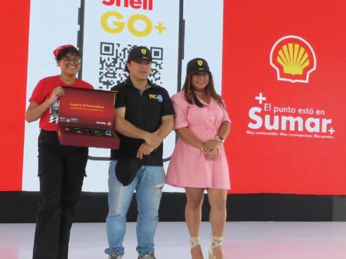 Asistentes al evento disfrutaron de la experiencia Shell y conocieron los beneficios de la nueva aplicación.