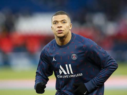 Kylian Mbappé sigue sin definir su futuro, algo que va a decidir hasta el final de temporada.