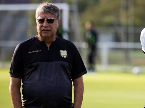 Elison Rivas se queda sin técnico en Colombia; Bolillo Gómez se fue de las Águilas Doradas