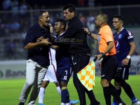 La Tota Medina ya cumplió dos juegos de los cuatro de castigo que le puso la Comisión de Disciplina.