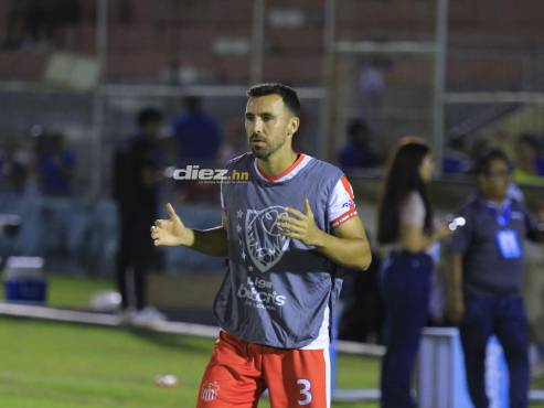 Victoria y Vida aburren en un clásico donde hubo más patadas que fútbol; empate sin goles en La Ceiba