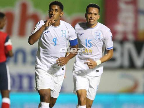 45+3’: FINAL DEL PRIMER TIEMPO: HONDURAS 2-1 CUBA. FOTOS: Emilio Flores | David Romero.