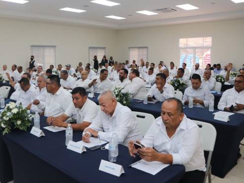 FIFA cambia todo el plan de estudio al Colegio de Entrenadores de Honduras, serán los primeros con licencia Pro en Centroamérica